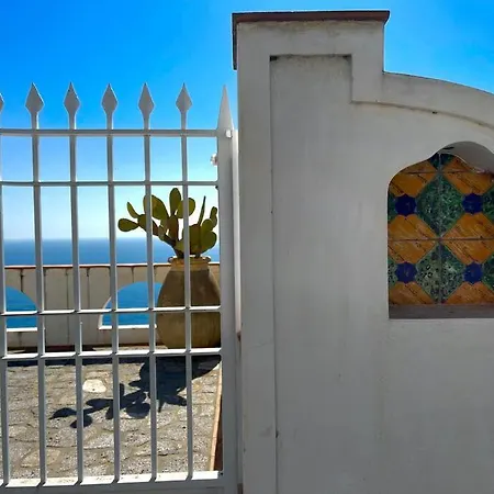 Capri *